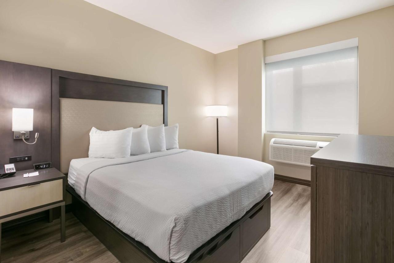 Best Western Plus Executive Residency Bronx Ню Йорк Екстериор снимка